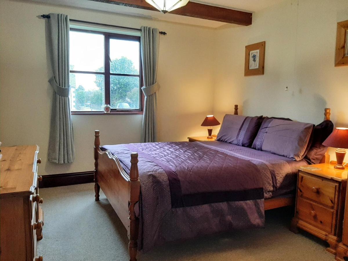 Trenewydd Farm Holiday Cottages Cardigan Eksteriør billede