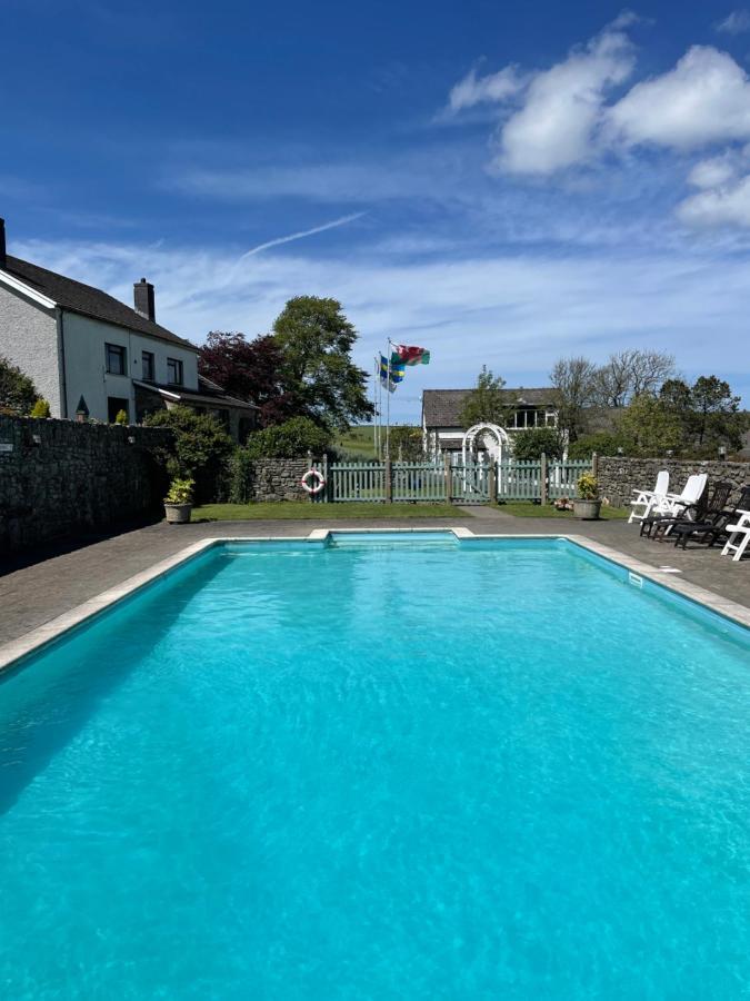 Trenewydd Farm Holiday Cottages Cardigan Eksteriør billede